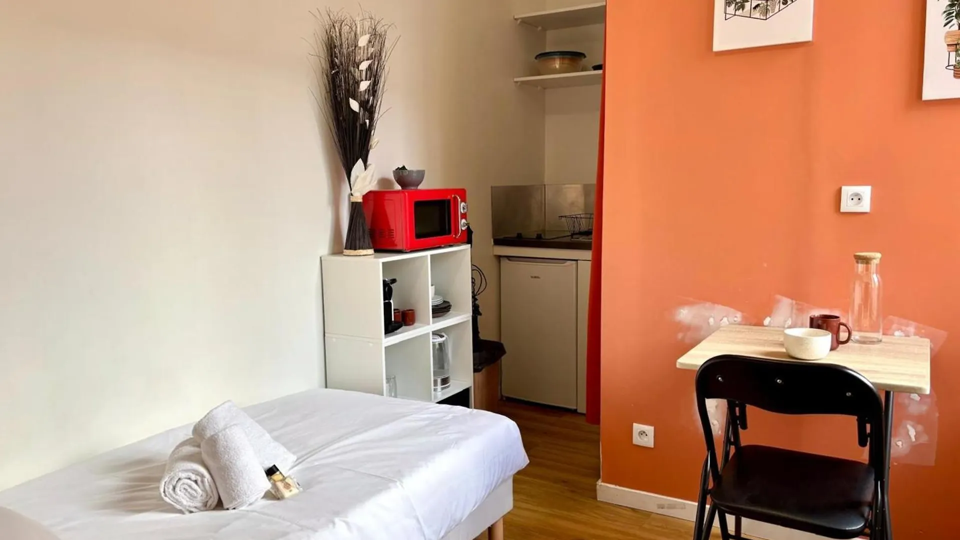 Appartement La Studette - Deux Pas Du Quartier Gratte-Ciel à Villeurbanne